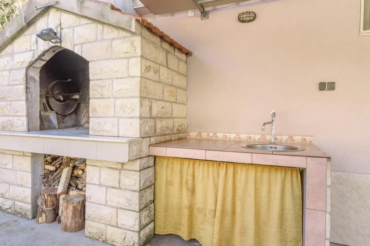 *** Guest house Apartments Meri Okrug Gornji Croatia