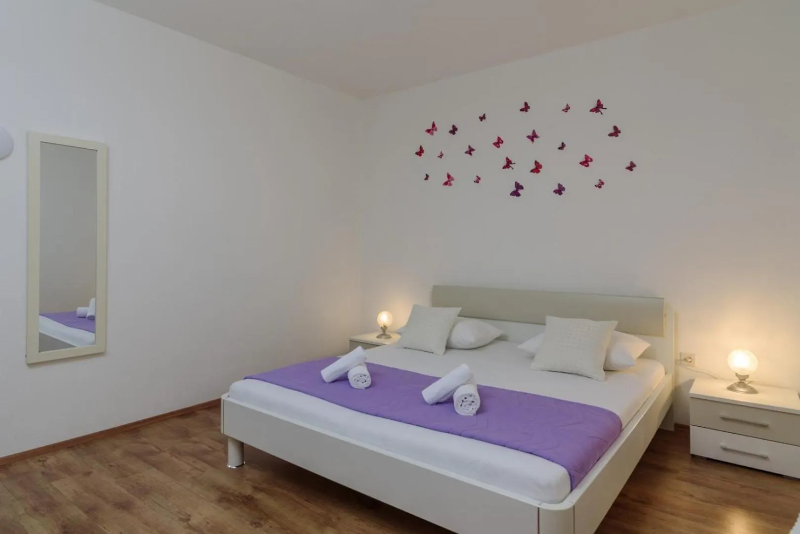 Guest house Apartments Meri Okrug Gornji
